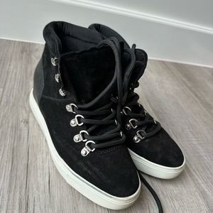 Black Steve Madden Wedges